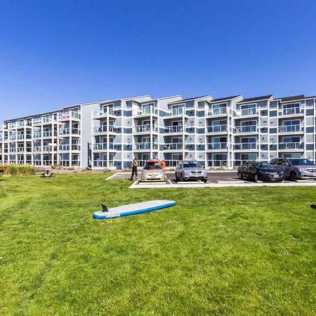 شقة Waters Edge Salishan Beach الغرفة الصورة
