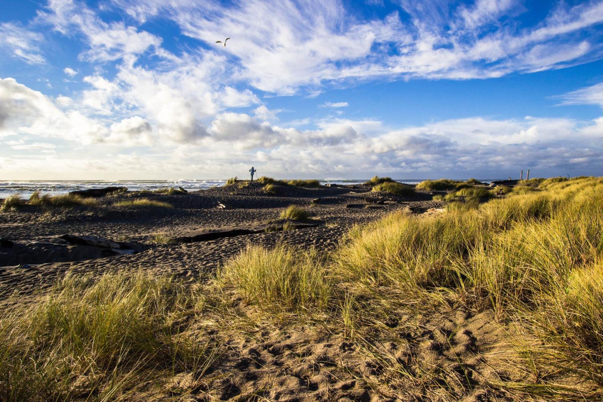 شقة Waters Edge Salishan Beach الغرفة الصورة